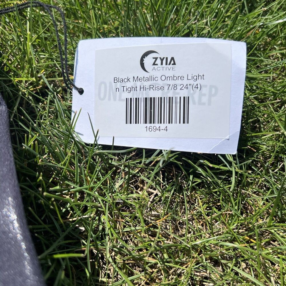 4 Pack ! ZYIA size 4 -Light n Tight High-Rise‎ Leggings $59-$79 preown NWT - Picture 8 of 16